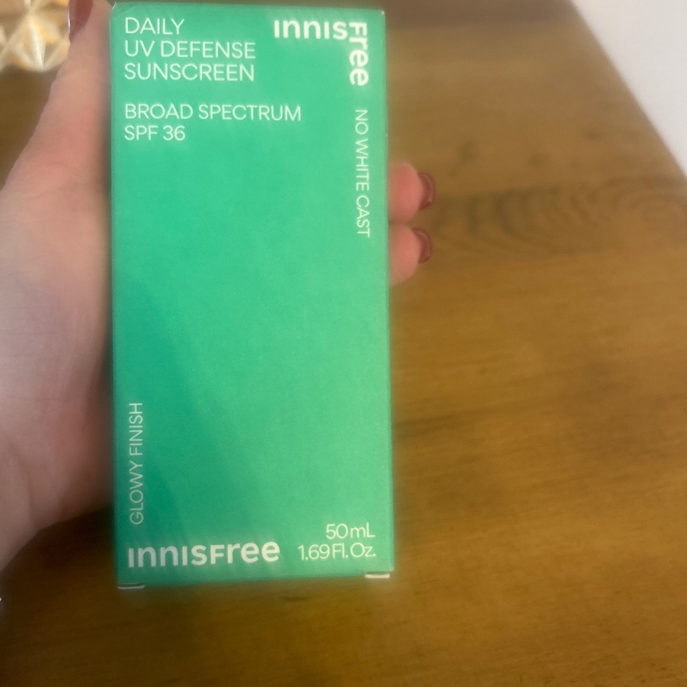 Innisfreee daily uv defense sunscreen 36